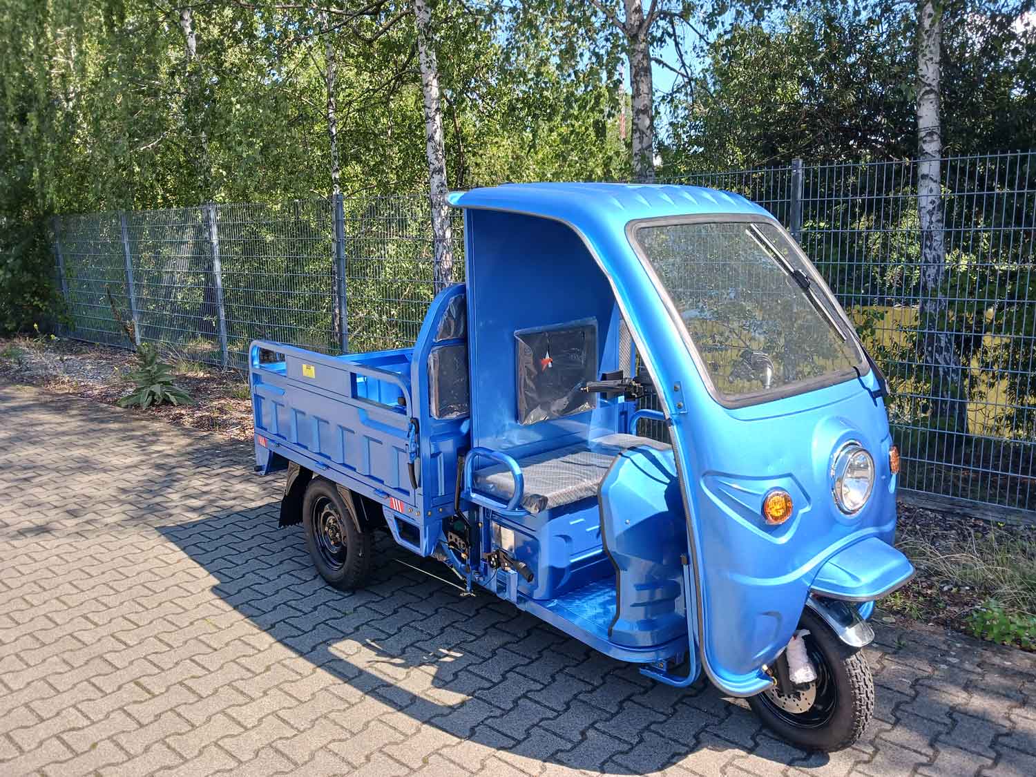 Cargo Muli 350 Cargo Runn E Lastentransporter Dreirad blau